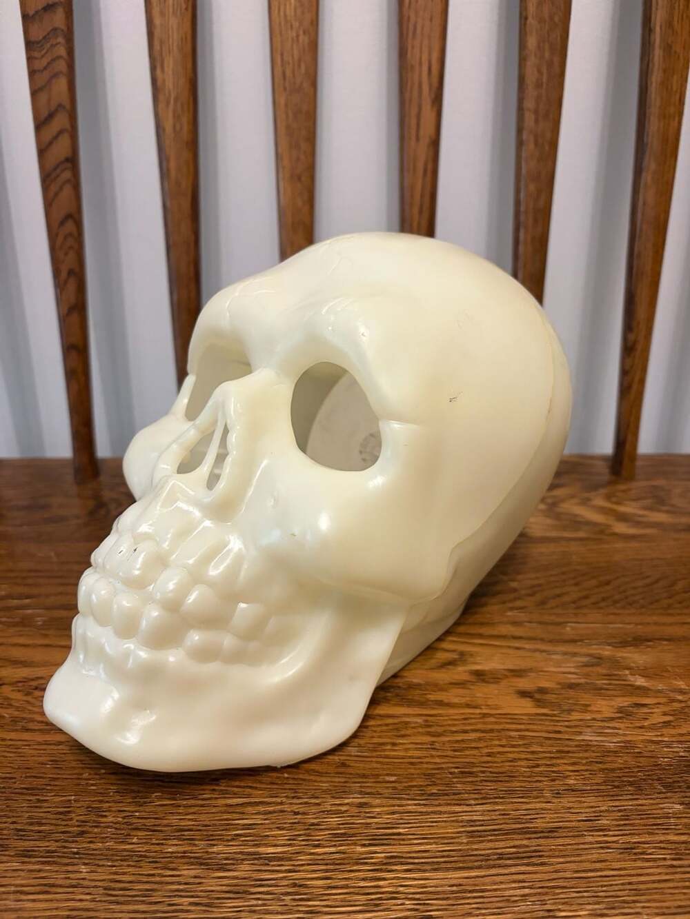 Take One 2003 Light Up Plastic Skull Halloween Decor